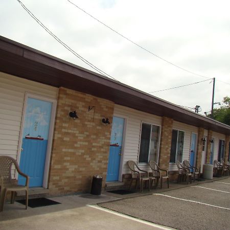 Long Ships Motel Sault Ste. Marie Exterior photo