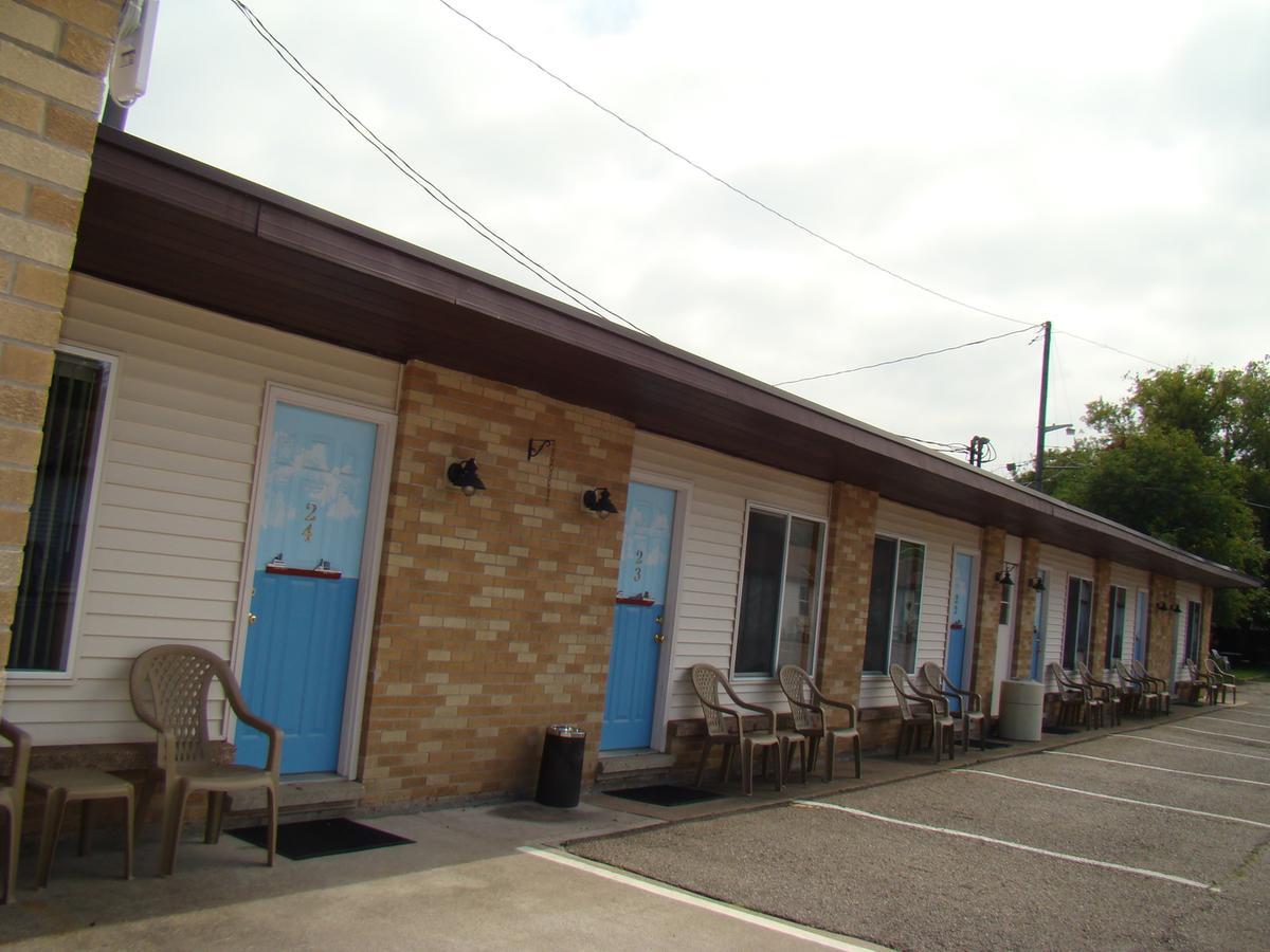 Long Ships Motel Sault Ste. Marie Exterior photo